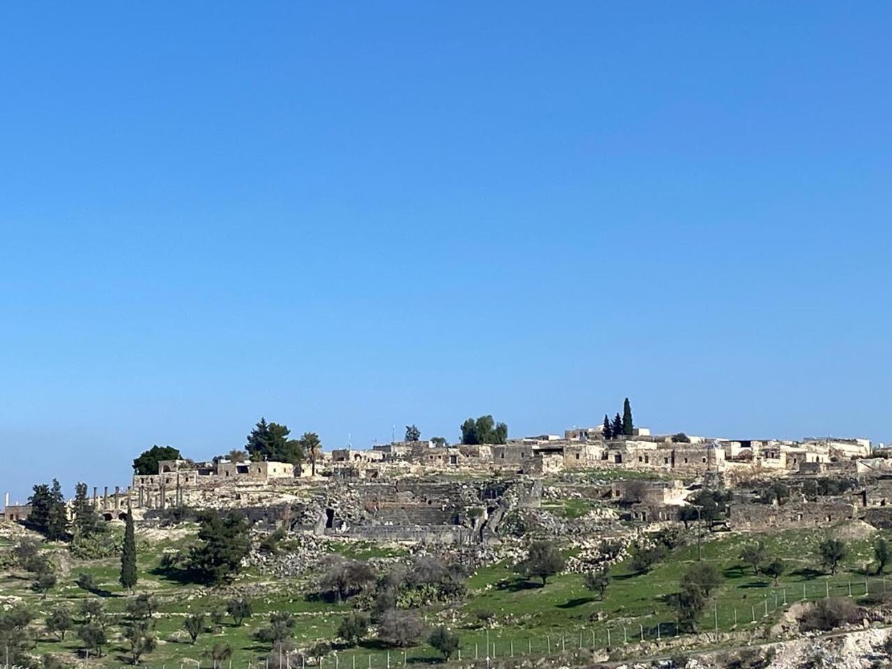 Ferienwohnung Al-Bustan House& Umm Qais Umm Qays Exterior foto